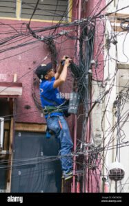 Filipino electrician